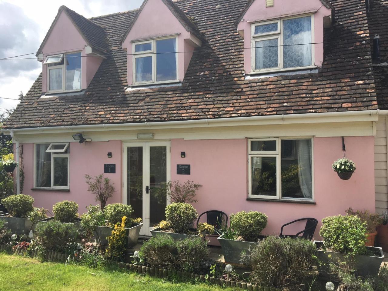The Willows Guest House Takeley Εξωτερικό φωτογραφία