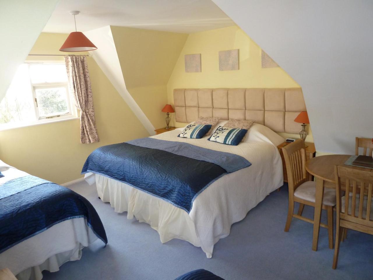 The Willows Guest House Takeley Εξωτερικό φωτογραφία